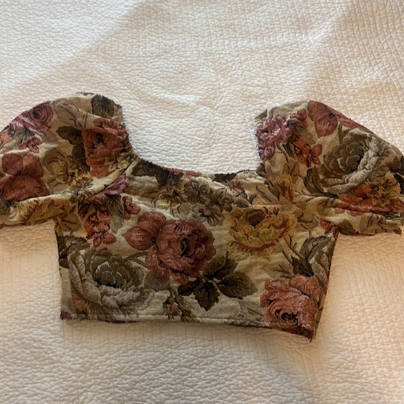 SHEIN - Cropped Tapestry Boned Top/ Medium - Picture 6 of 8